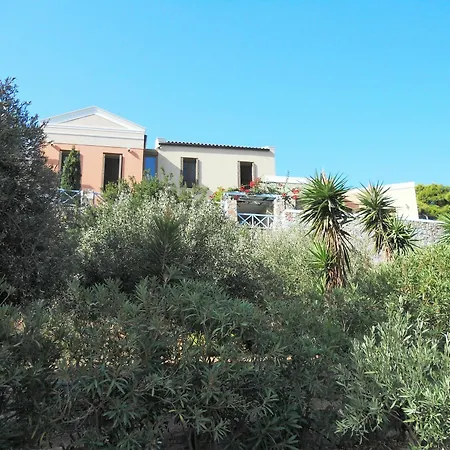 Apartament Idyllic Island House In Syros, With Garden, Spacious Terrace And Sea V Chrousa