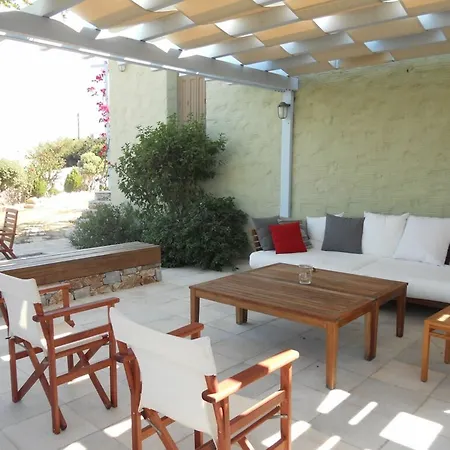 Idyllic Island House In Syros, With Garden, Spacious Terrace And Sea V Apartament *