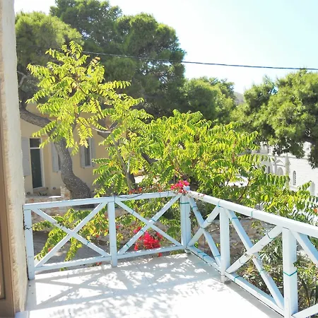 Apartament Idyllic Island House In Syros, With Garden, Spacious Terrace And Sea V Chrousa